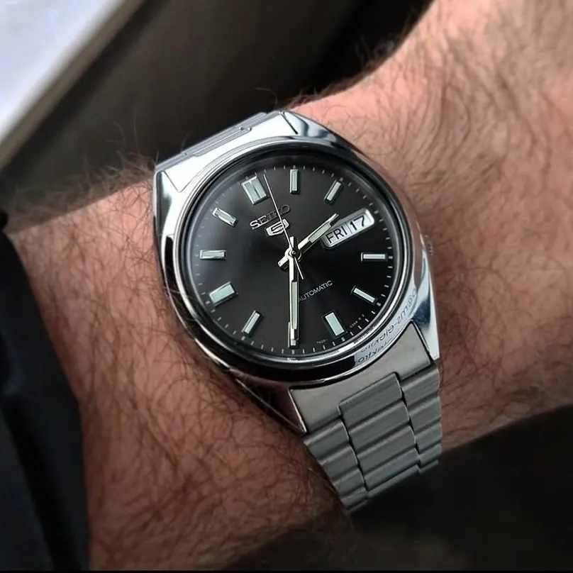 Seiko 5 Automatic Black Dial Day Date Men's Watch- SNXS79K1