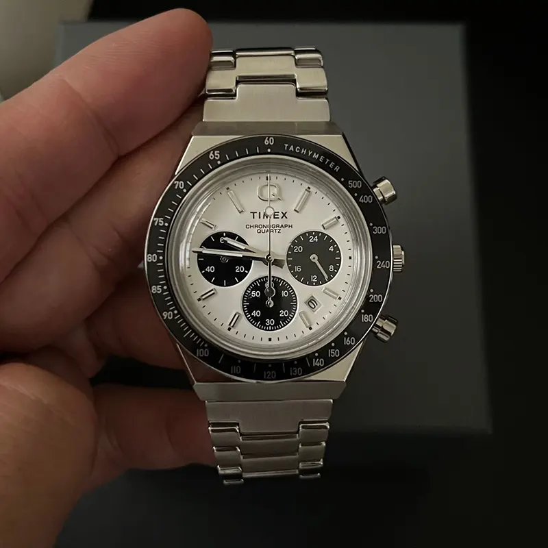 Timex Q Diver Inspired Chronograph White Dial Watch- TW2W53300 watch dial and case detail